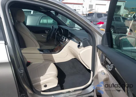 2021 Mercedes-Benz Glc 300 4Matic Suv z USA, uszkodzony, nr VIN W1N0G8EB0MV319369